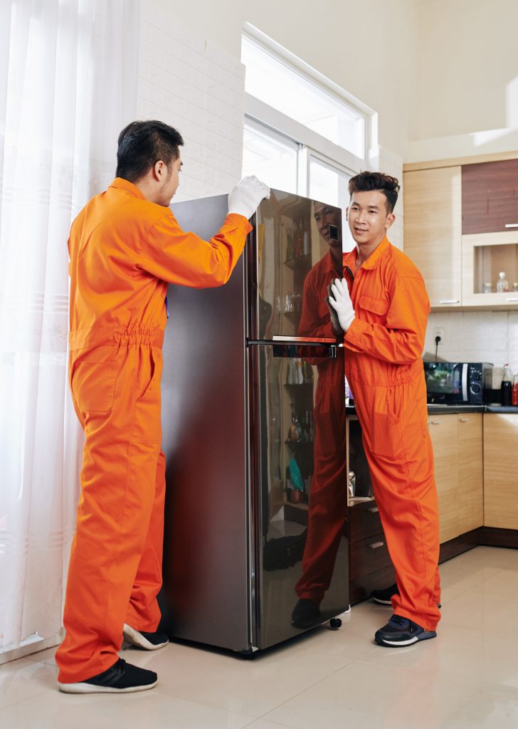 فريق الصيانة.jpg